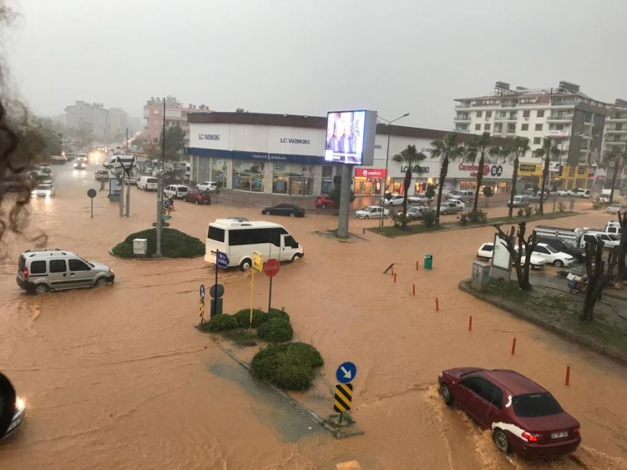 GAZİPAŞA SELE TESLİM OLDU