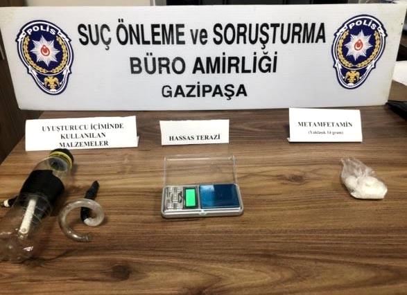 GAZİPAŞA’DA UYUŞTURUCU MADDE TİCARETİNE 1 TUTUKLAMA