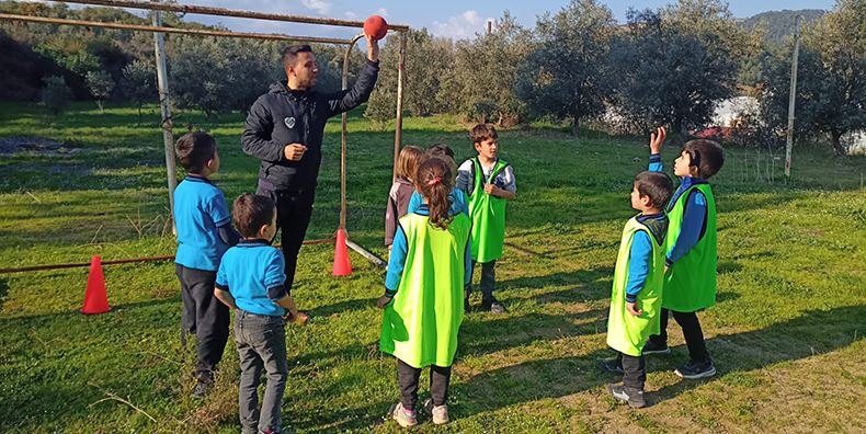 HEM SPOR YAPTILAR HEM EĞLENDİLER