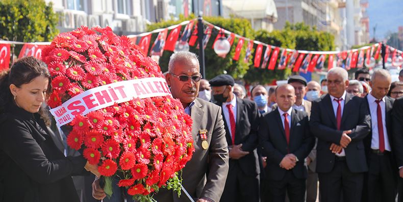 ŞEHİTLERİMİZİ ANIYORUZ