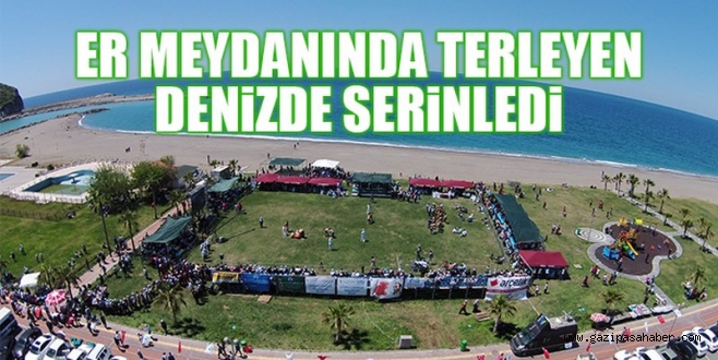 ER MEYDANINDA TERLEYEN DENİZDE SERİNLEDİ