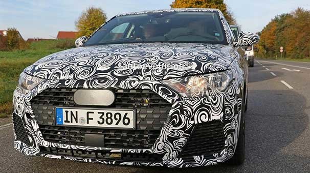 Yeni Audi A1 test sürüşünde göründü